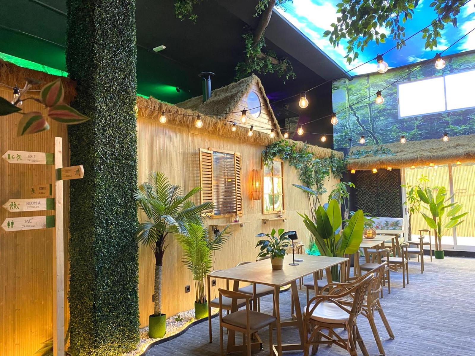 The Pod Suite Hostel Village 발렌시아 외부 사진